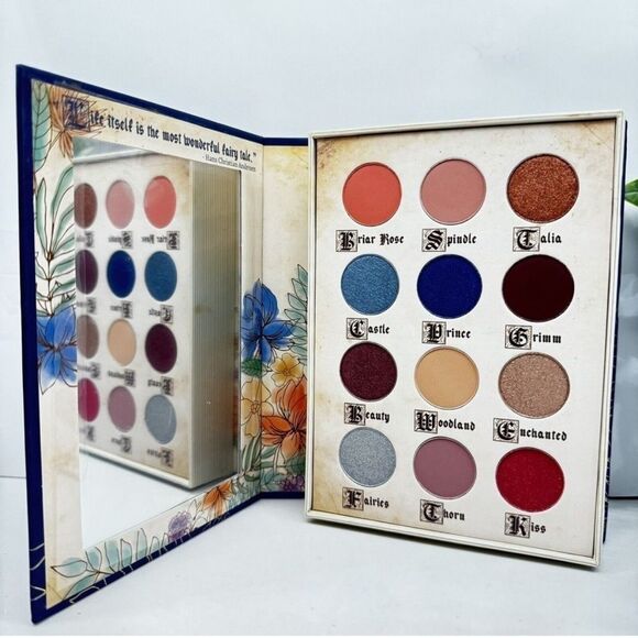 Storybook Cosmetics βLittle Briar Roseβ Eyeshadow Palette β NIB |Limited Edition - Picture 2 of 3